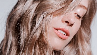 3 Women Learn Day to Night Hair Rituals Nutritive Article 3 Kérastase